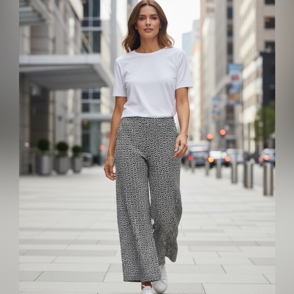 BAR lll Palazzo Black and White Geometric Wide Leg High Rise Women's Pants Sz M